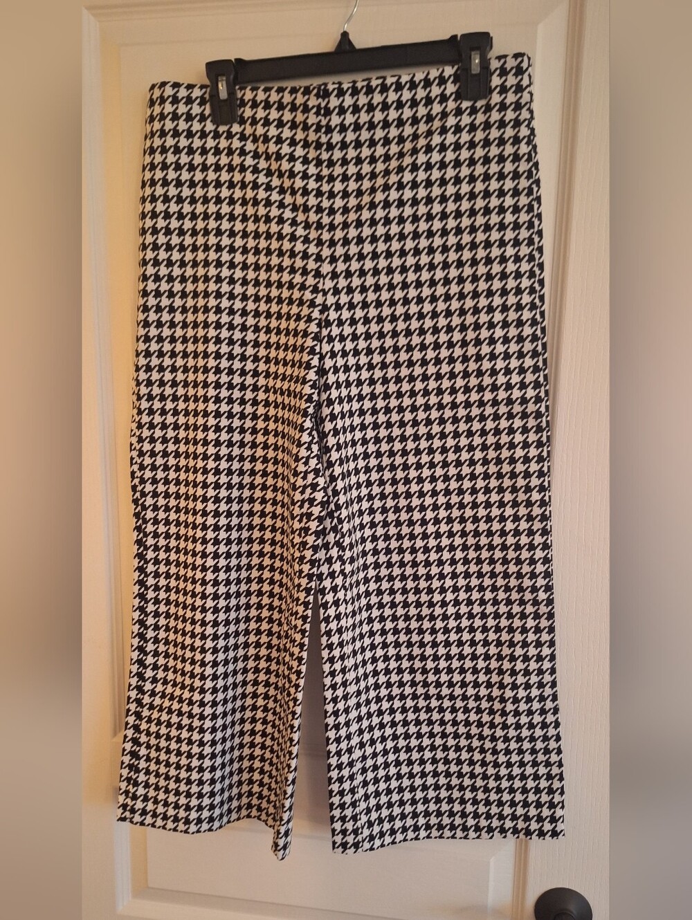 Jules & Leopold Black and White Houndstooth Wide-Leg Crop Pants